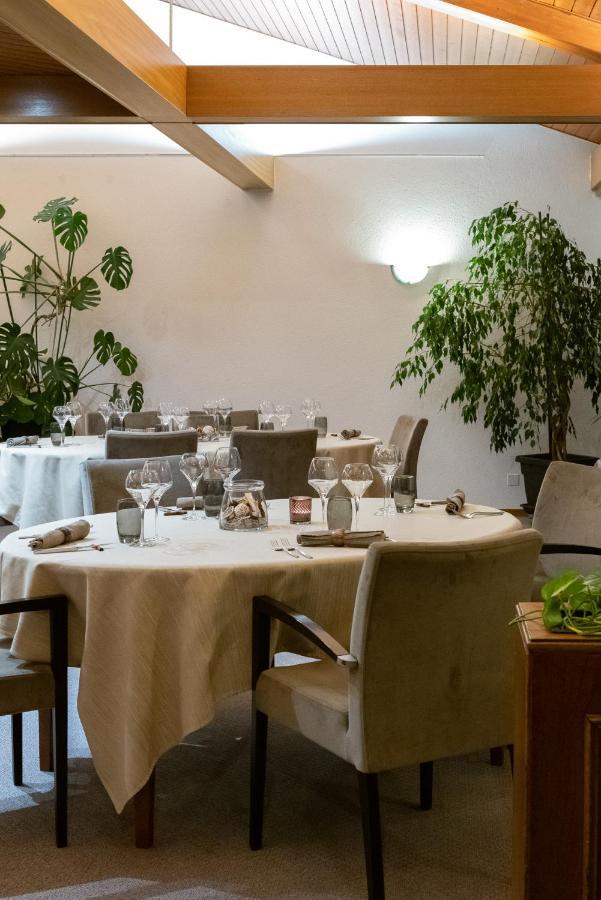 Auberge Du Prevoux Le Locle Exteriör bild