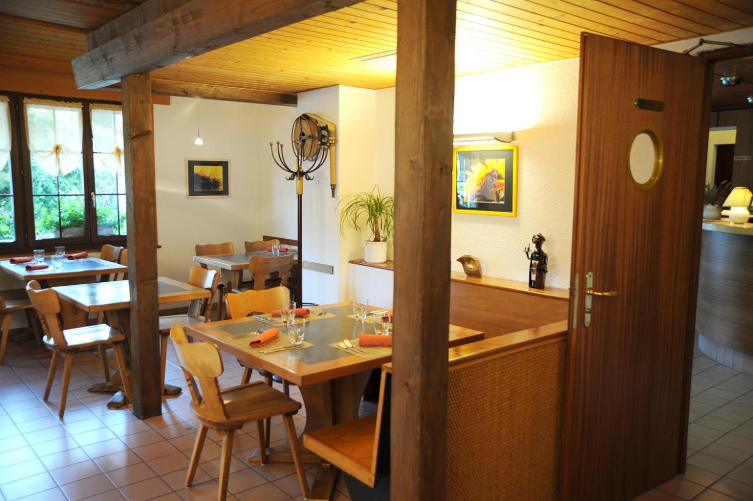 Auberge Du Prevoux Le Locle Exteriör bild